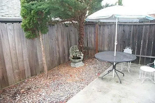 2 bed, 1074 sqft, $1,500 — Photo 2