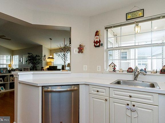5th image of 45060 Brae Ter Unit 203