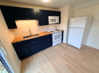 4 Penwood Dr #5, Concord, NH 03303