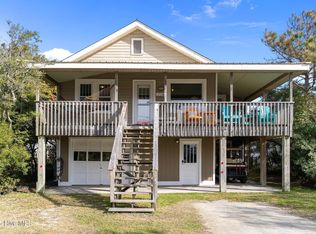 716 Canal Dr, Carolina Beach, NC 28428
