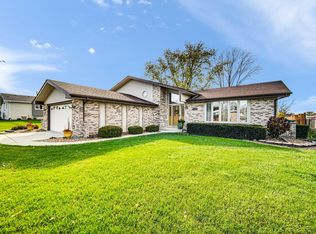 15326 Trailside Dr, Homer Glen, IL 60491