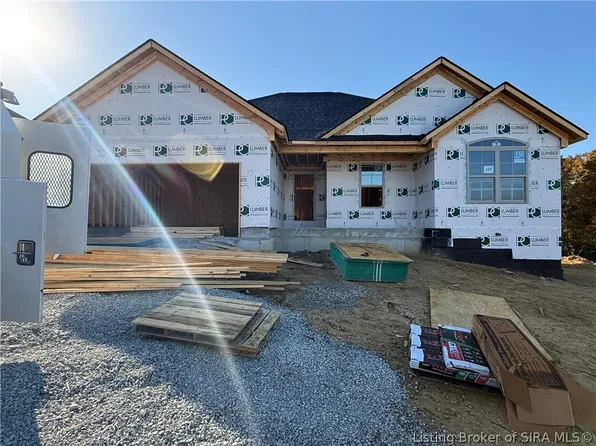 448 Pine Drive Circle #105, Henryville, IN 47126