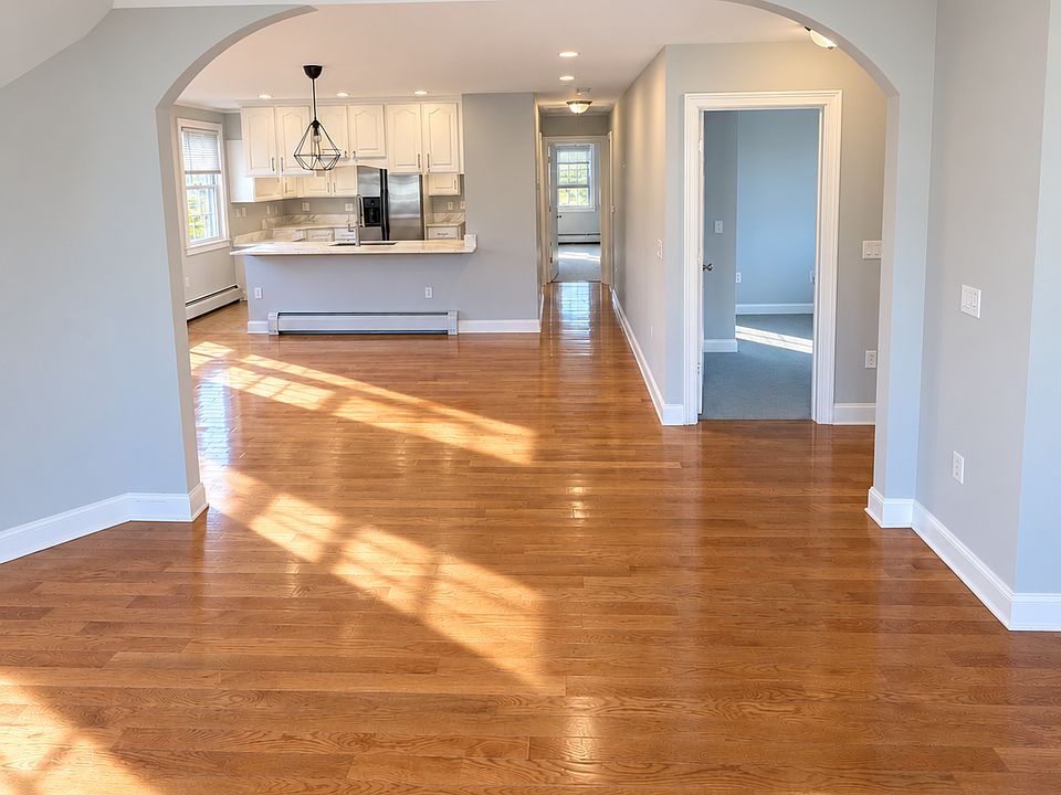 1st image of 79 Scofield Ave #B