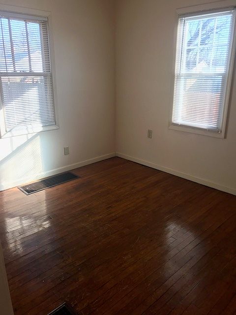 1st image of 1516 S Alvord Blvd