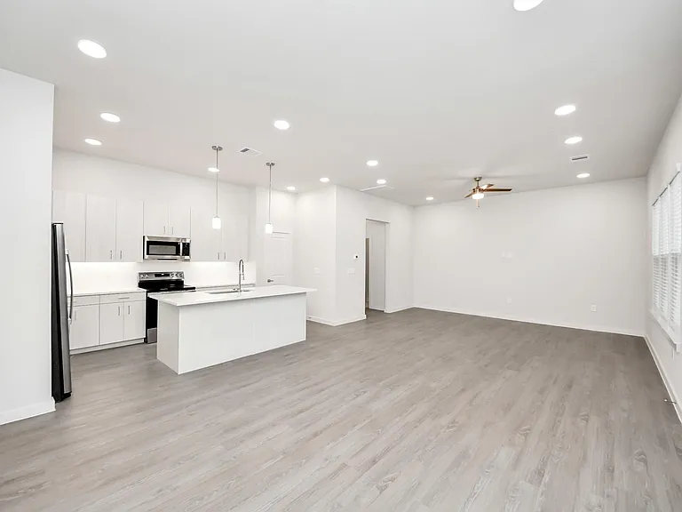 7318 Hadley Meadow Ln — Photo 13