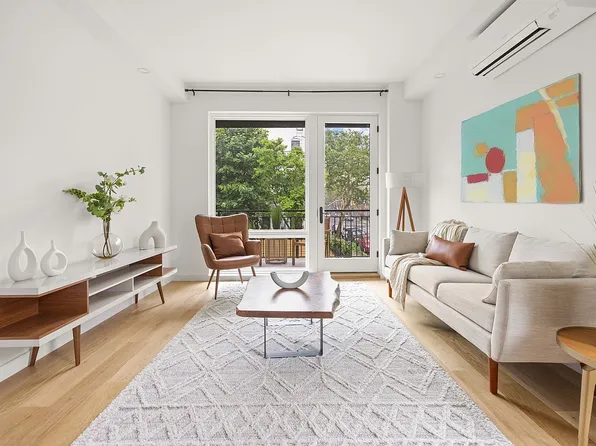 762 Macon St #3B, Brooklyn, NY 11233