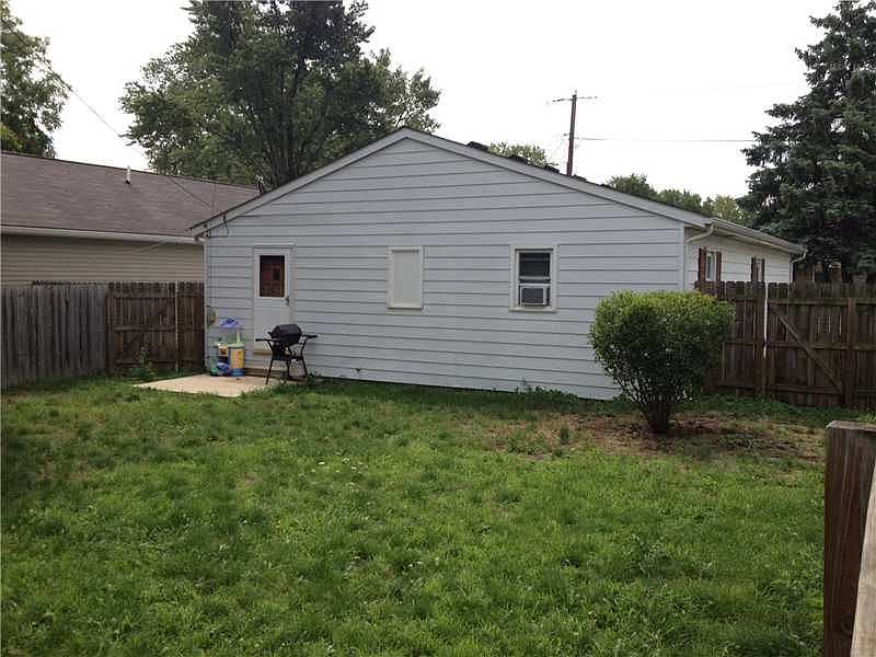 2nd image of 325 Hamilton St