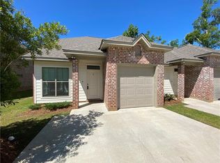 712 Heavens Dr #C, Mandeville, LA 70471