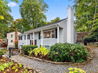 116 Hutchinson Rd, Arlington, MA 02474