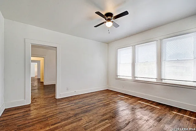 2 bed, 1.0 bath, 1943 sqft, $850 — Photo 3