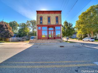 585 W Clay Ave, Muskegon, MI 49440