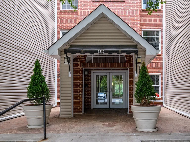 2227-3315 Wyndham Cir #2227 — Photo 43