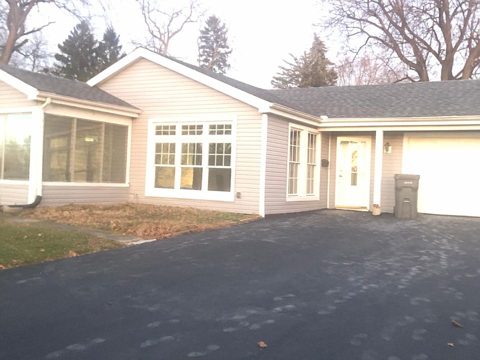 1st image of 1334 Raymond Dr