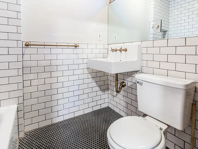 216 San Juan Ave — Photo 9