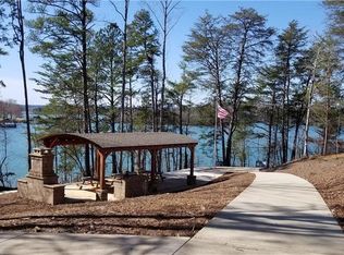 216 Squirrel Point, Six Mile, SC 29682