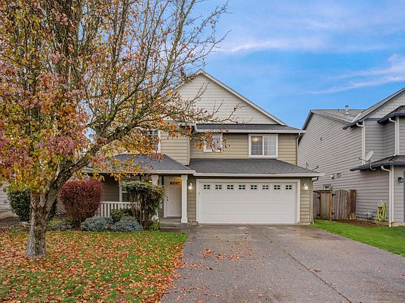 2nd image of 16406 NE 43rd Way