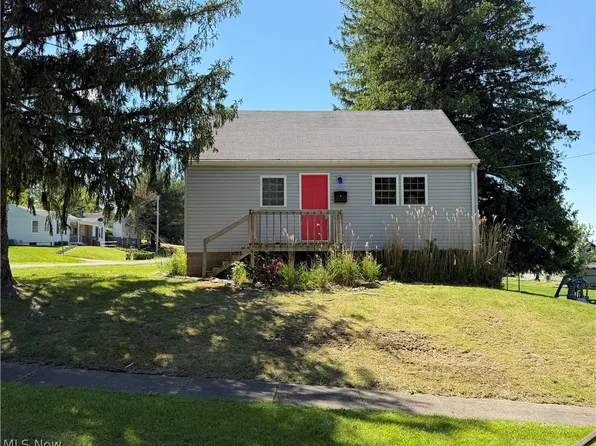 124 E King St, Zanesville, OH 43701
