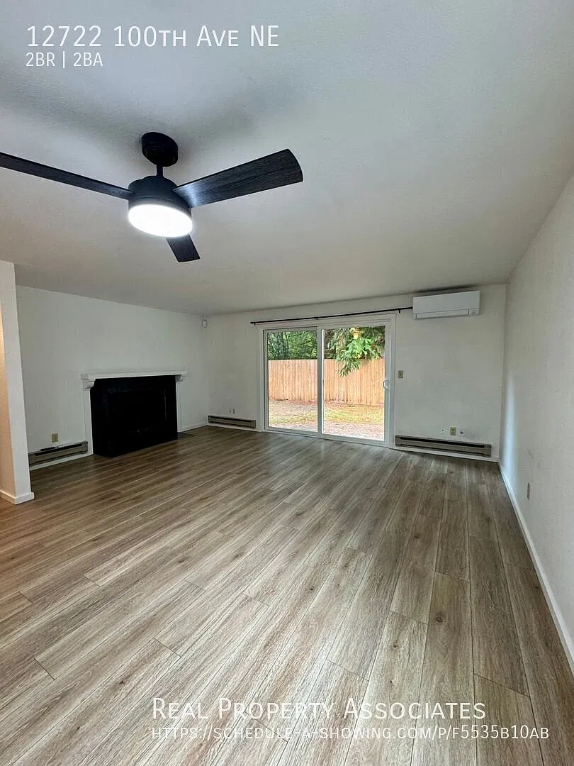 Duplex in Juanita — Photo 4