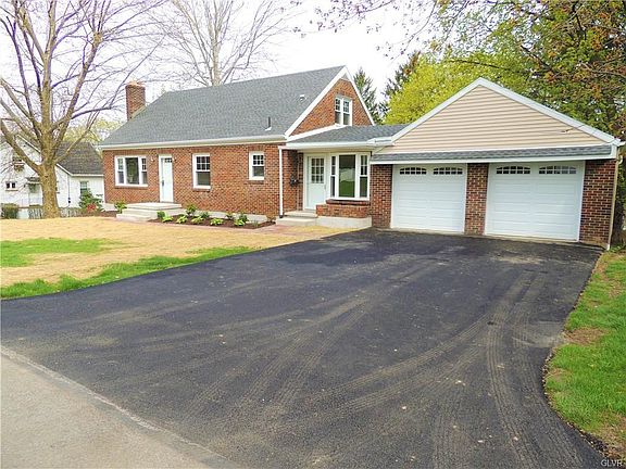 2nd image of 2025 Maywood St