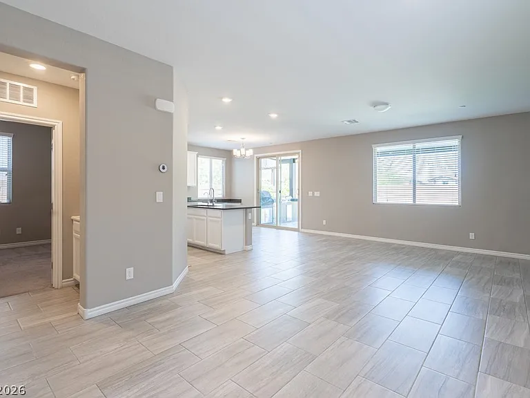 896 Bluebell Brook St — Photo 8