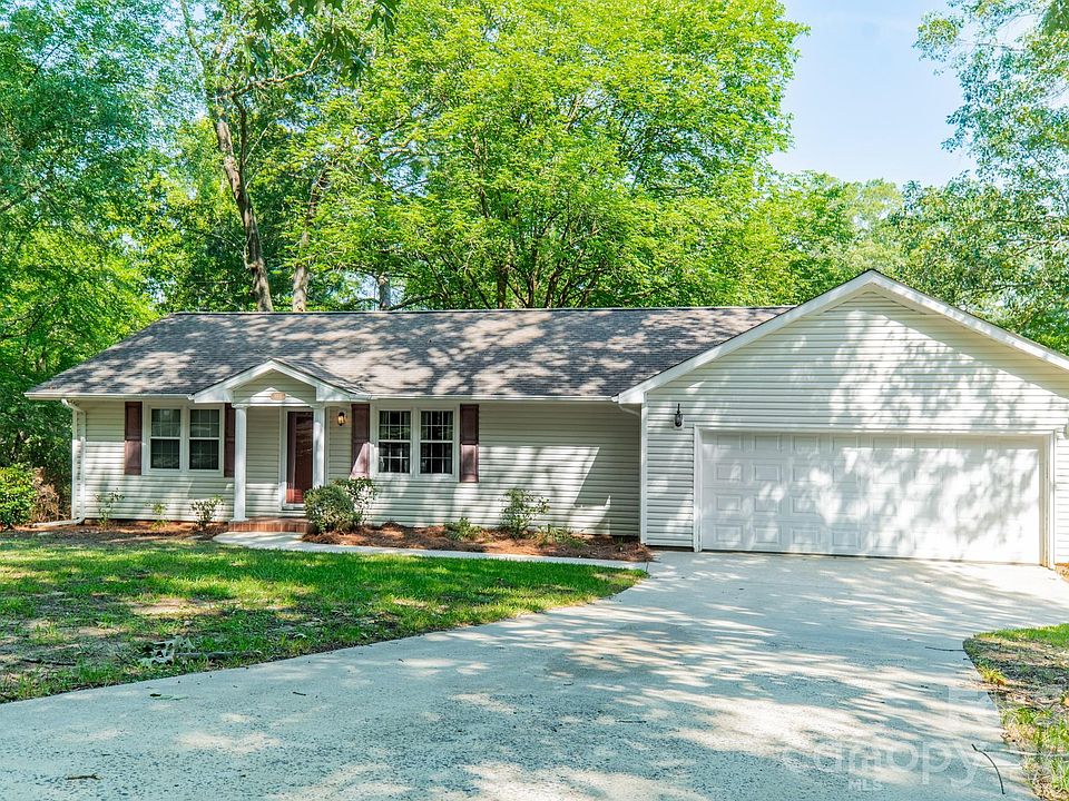 1st image of 1077 E Shore Dr