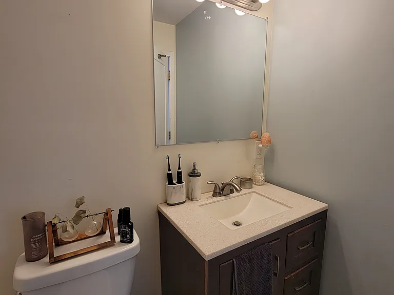 329 Monroe St NE #201 — Photo 8