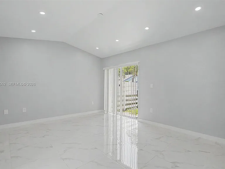 13765 SW 145th St — Photo 18