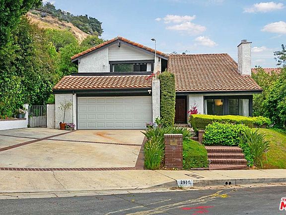 5th image of 2990 Tiffany Cir