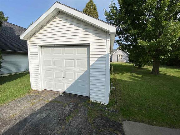 5th image of 12 McCluskey Ave