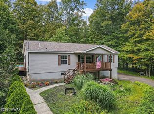 76 Bortree Rd, Moscow, PA 18444