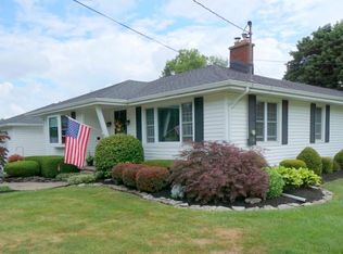 4525 Lincoln Dr, Gasport, NY 14067