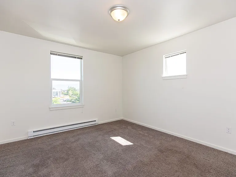 Cottonwood Corner Apartments — Photo 74