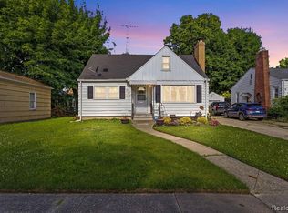 426 S Vernon Ave, Flint, MI 48503
