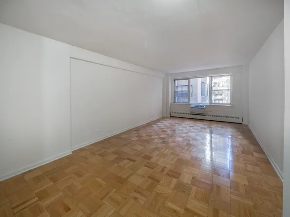 300 East 46th Street image 1 of 6