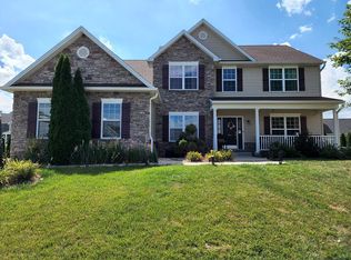 466 Francis Dr, Mechanicsburg, PA 17050