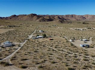 702 Bell Rd, Landers, CA 92285
