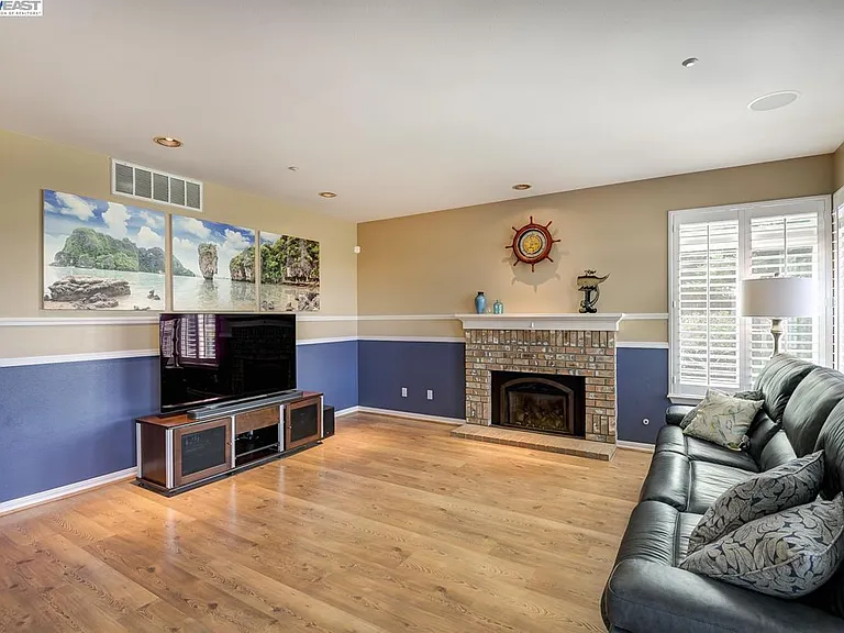 3644 Glasgow Cir — Photo 14