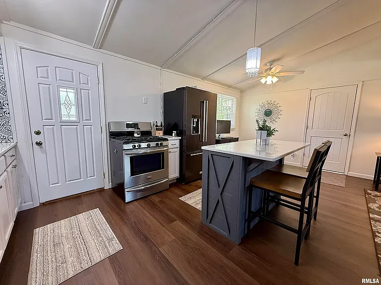 814 W Sunnyview Ave #1 — Photo 9