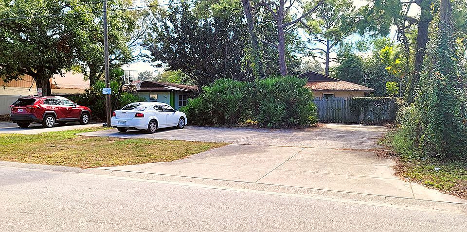 1st image of 5840 157th Ave N