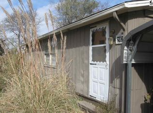 1760 Avenue S, Sterling, KS 67579