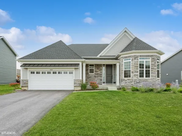 3549 Crosswater Ct, Elgin, IL 60124