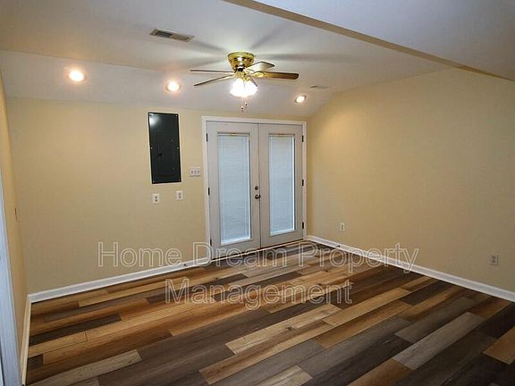 3rd image of 10600 Redbird Ln #B