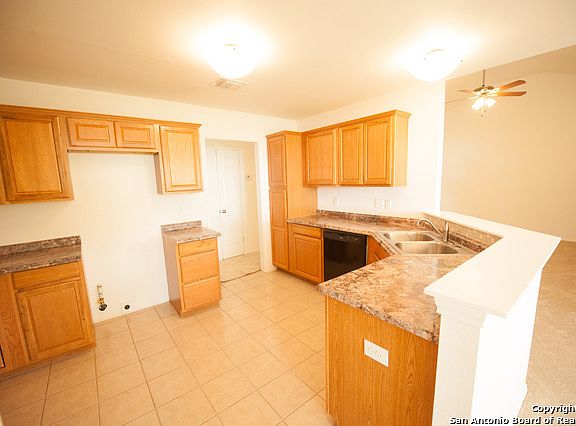 5th image of 2511 Towncliff Circle