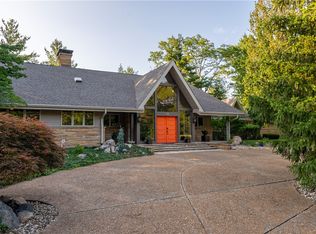 710 Spruce Hill Dr, Decatur, IL 62521