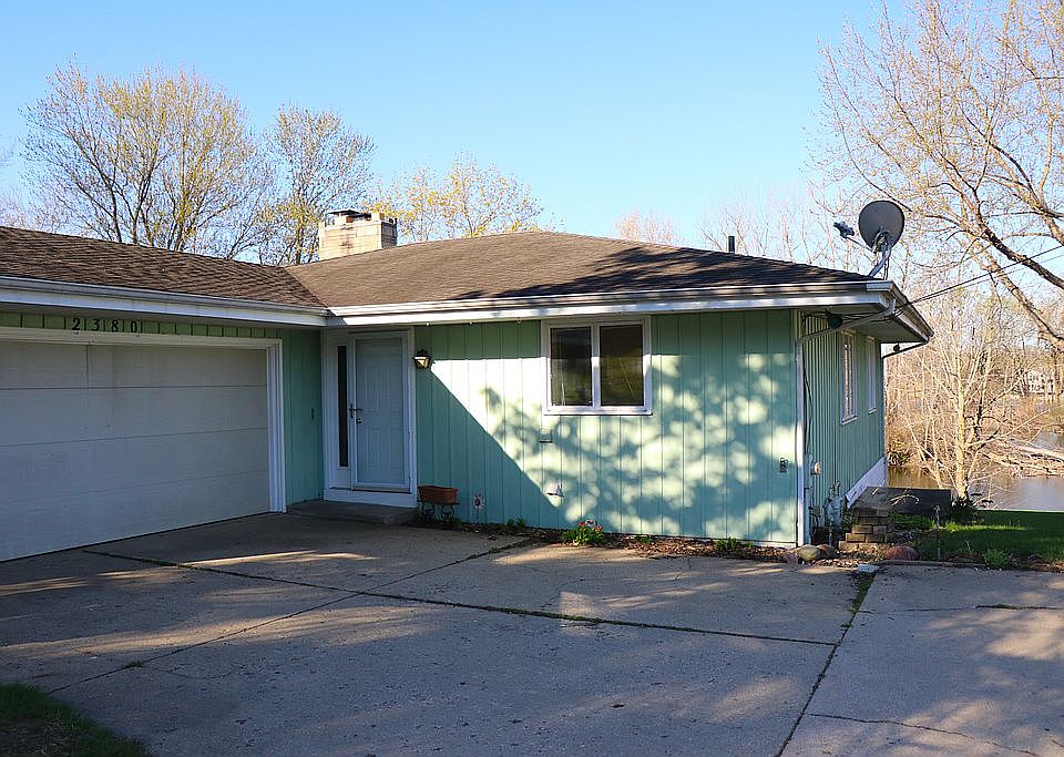 1st image of 2380 Riverbend Dr