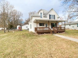 513 Astrachan Ave, Volga, SD 57071