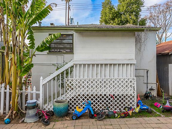 5th image of 434 S Juniper St #1/2