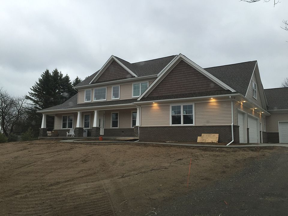 1st image of 698 Leyland Ct