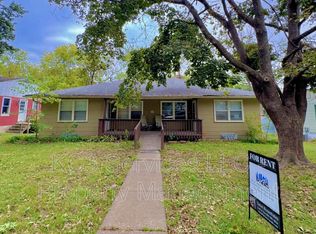 1702 SW Mc Arthur St, Blue Springs, MO 64015