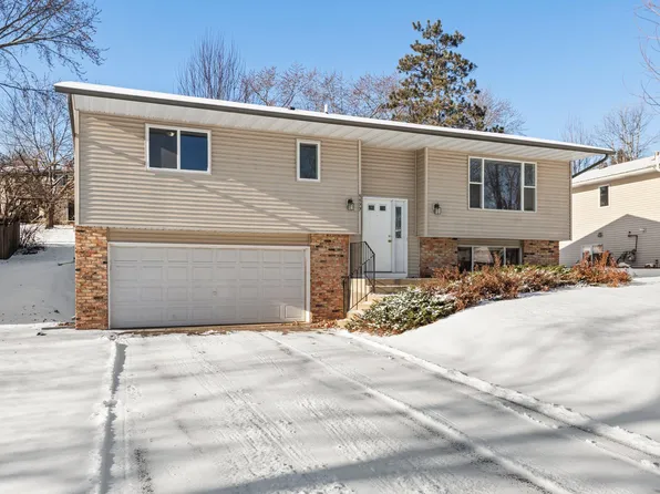 1177 14th St W, Hastings, MN 55033